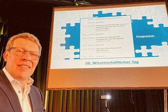 Hals, Nasen, Ohren: Ausreichend Fachärzte in der Erzgebirgsregion? - Dr. Gregor Hilger, HNO-Chefarzt im Erzgebirgsklinikum, hat den 50. Wissenschaftlichen Tag für HNO-Äzte aus halb Deutschland in Stollberg organisiert