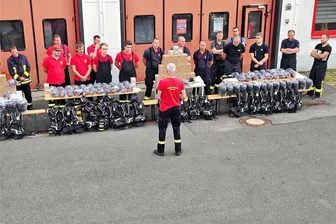 Halsbrücke: Gemeindefeuerwehr erhält neue Atemschutztechnik - Die Gemeindefeuerwehr Halsbrücke hat neue Atemschutztechnik erhalten.