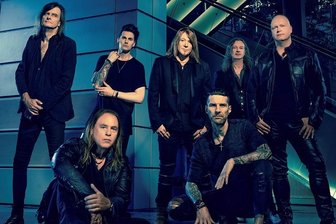 Hamburger Metal-Band "Helloween" mit neuem Album - Die glorreichen Sieben: Michael Weikath, Andy Deris, Sascha Gerstner, Kai Hansen, Daniel Loeble, Markus Grosskopf und Michael Kiske (von links) sind Helloween.