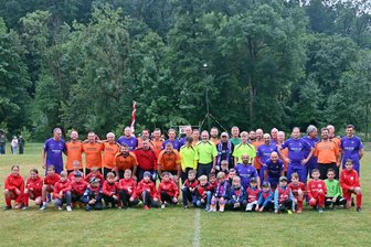 Hammerhart: Dorfchemnitz verliert gegen FC Erzgebirge Aue und hat dennoch gute Laune - 