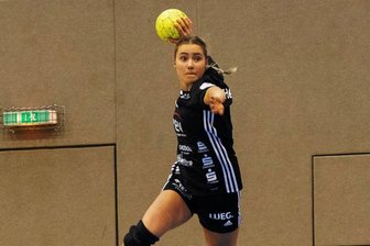 Handball-Bundesliga: Torrekord geht nach Zwickauer Fehlstart unter - Lena Hausherr startete am Samstag mit einem Pfostentreffer ins Spiel, steuerte danach aber insgesamt neun Tore für Zwickau bei.