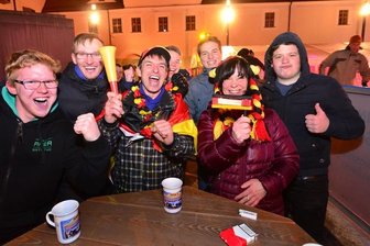 Handball-EM-Finale: Mitfiebern bei eisigen Temperaturen -