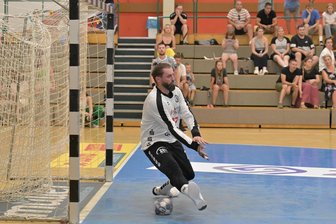 Handball: Gelingt dem ZHC Grubenlampe im dritten Anlauf endlich der erste Saisonsieg? - Auch auf Alexander Raupach im Tor des ZHC Grubenlampe wird es beim Derby in Limbach-Oberfrohna ankommen.