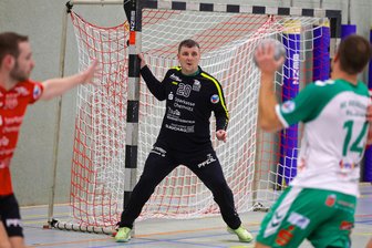 Handball-Regionalliga: HC Glauchau/Meerane gewinnt nach Herzschlagfinale und in aller letzter Sekunde - Der gut aufgelegte Ludek Kylisek im Tor sicherte im Abwehrverbund den Heimsieg.