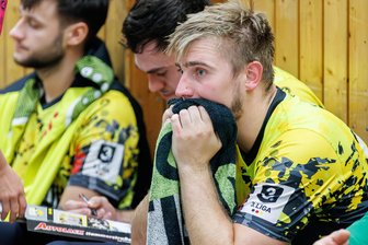 Handball: SV 04 Oberlosa will in der „Helbig-Hölle“ den dritten Heimsieg - Enttäuschte Gesichter wie das von Sebastian Naumann nach Abpfiff gegen Oranienburg soll es diesmal bei Oberlosa nicht geben.