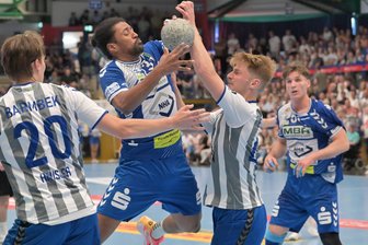 Handballer aus Aue gehen als Meister in den Aufstiegskampf - Dieudonné Mubenzem verlässt den EHV Aue nach Saisonende. Zuvor kommt nun aber noch die Relegation.