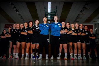 Handballer des SV 04 Oberlosa feiern gleich doppelten Aufstieg - Die Frauenmannschaft des SV 04 ist Meister geworden und steigt in die Oberliga auf.