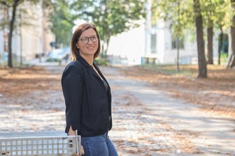 Harte Arbeit auf dem Chemnitzer Sonnenberg: Was es neben Geld noch für einen schöneren Lessingplatz braucht - Franziska Degen von der Bürgerplattform Nord-Ost hat die Bürgerbeteiligung zur Umgestaltung des Lessingplatzes koordiniert.