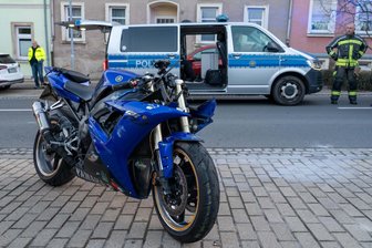 Hartha: Biker bei Unfall verletzt - Donnerstag kam es in Hartha zum Unfall zwischen einem Motorrad und einem Mini.