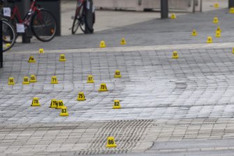 Hat der Täter seine Tat vorher angekündigt? Innenminister zu neuen Details der Amokfahrt in Leipzig - Der Amokfahrer von Leipzig soll bereits im April möglicherweise einen Hinweis auf seine Tat gegeben haben. (Archivbild)