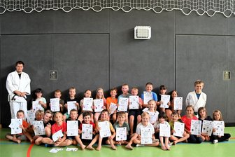 Hauptmannsgrün: Judo-Schnuppertraining in den Ferien kommt an - Nach dem Schnuppertraining gab es Urkunden für alle.