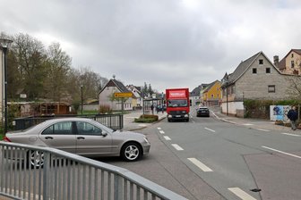 Hauptstraße in Gersdorf wird erneut voll gesperrt - Der nächste Abschnitt der Gersdorfer Hauptstraße ab Erlbacher Straße wird saniert.