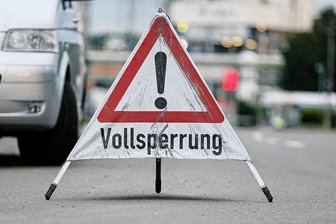 Hauptstraße in Rothenkirchen ab Mittwoch voll gesperrt - Die Hauptstraße in Rothenkirchen ist ab Mittwoch bis voraussichtlich Mitte Mai voll gesperrt. 