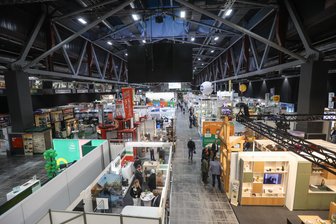 Hausbau, Sanierung, Sicherheit: Drei Tage Baumesse in Chemnitz - Die Chemnitzer Baumesse lockt jährlich Bauprofis an, aber auch Menschen, die sich über Bauthemen informieren oder beraten lassen wollen.