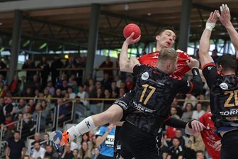 HC Glauchau/Meerane steigt aus der Regionalliga ab: Wie geht es nun weiter? - Kapitän Sebastian Poppitz und Co. fanden am Samstag zu selten die Lücken in der Abwehr der SG Pirna/Heidenau.