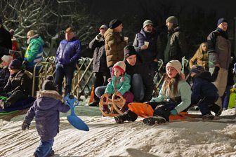 Heinrichsort: Abwintern statt Fackelrodeln - Fackelrodeln ist mangels Schnee nicht möglich, dafür gibt es „Abwintern“.