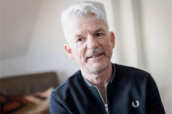 Heinz Strunk wird 60 und fastet statt zu feiern - Heinz Strunk bereut heute, nicht früher mit der Schriftstellerei angefangen zu haben. 