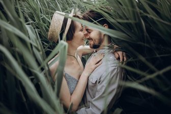 Heiraten oder nicht? Acht rechtliche Fragen, die sich Paare stellen sollten - Glücklich ohne Trauschein - oder doch lieber heiraten? 