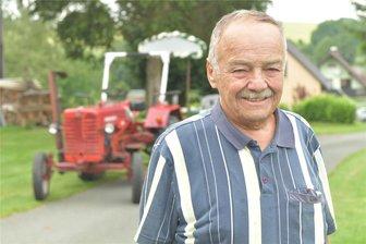 Helbigsdorfer fiebern Festumzug entgegen - 41 Bilder soll der Festumzug durch Helbigsdorf umfassen, den Claus-Dieter Flade und sein Team organisieren.