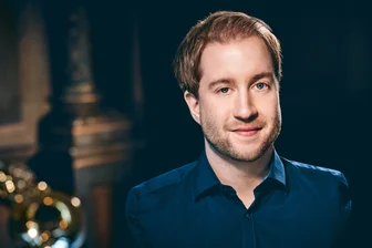 Der Hornist Felix Klieser war am Montag in Annaberg-Buchholz und am Samstag in Aue der Stargast des Abends.