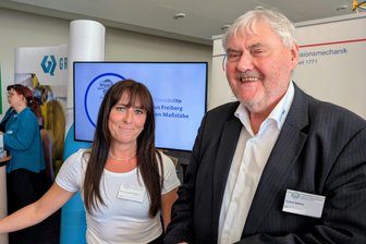 Herausforderungen am Arbeitsmarkt: Was Arbeitnehmer und Unternehmer in Freiberg bewegt - Anne D'Alessandro-Dupke und Hubert Böhme von der FPM waren zufrieden mit der Resonanz der Freiberger Messe Zim.