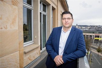 Herr Landrat, sind Sie schon geblitzt worden? - Bei aller Disziplin kann es schon passieren, dass ich zu schnell bin und deshalb geblitzt werde, meint Vogtland-Landrat Thomas Hennig.