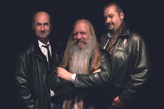 „Hexenmeister der Gitarrensaiten“ spielt im Zwickauer Club: Was am Wochenende in Westsachsen los ist - Bluesrock aus dem Norden: Michael Dühnfort, von seinen Fans als „Hexenmeister der Gitarrensaiten“ gefeiert, kommt mit seinen Bandkollegen „The Noise Boys“ am Freitagabend in den Club Seilerstraße nach Zwickau.