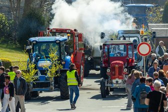 Hier brummt‘s und knattert‘s: Die schönsten Bilder vom Traktorentreffen in Auerbach - Die Stimmung von Teilnehmern und Besuchern war gleichermaßen gut.