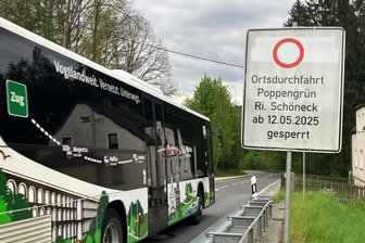 Hier lauern Sperrungen: Jetzt ist Hochsaison für Straßenbaustellen im Oberen Vogtland - Seit Montag ist die Ortsdurchfahrt Neudorf bei Poppengrün wegen Bauarbeiten dicht.