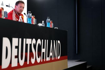 High Noon für Nagelsmann: 26 WM-Tickets nach Dauerdebatten - Julian Nagelsmann hat 26 WM-Plätze zu vergeben. (Archivbild)