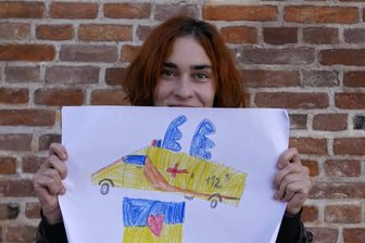 Hilfe aus dem Erzgebirge für die Ukraine: Gruppe sammelt Geld für einen Rettungswagen - Mit einem Video wirbt Judith Krulišová um Unterstützung bei der geplante Anschaffung eines Rettungswagens für Cherson. Dafür werden insgesamt rund 10.000 Euro benötigt.