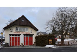 Hilfe für die Feuerwehren – Stadt Schwarzenberg baut neues Depot und bestellt Löschfahrzeug - Der Neubau soll unmittelbar neben dem bisherigen Gerätehaus entstehen.
