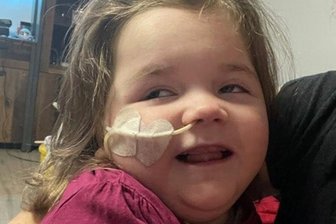 Hilfe für Kämpferin mit großem Herz - Frieda ist eine kleine Kämpferin mit einem großen Herz. Viele Menschen wollen sie und ihre Familie unterstützen.
