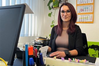 Hilfe für pflegende Angehörige: Neue Kontaktstelle in Brand-Erbisdorf bietet Betroffenen auch kleine Auszeiten an - Gesundheitskauffrau Aline Braun ist Ansprechpartnerin in der neuen Kontaktstelle für Pflegeselbsthilfe beim FBAB in Brand-Erbisdorf.