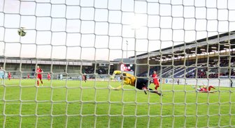 Himmelblaue werden für guten Auftritt nicht belohnt - Das 1:0 durch Kluft - am Ende verloren die Chemnitzer 1:2 bei den Hessen.