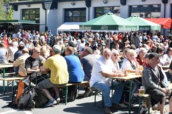 Himmelfahrt im oberen Vogtland - Auf Andrang hoffen am morgigen Himmelfahrtstag viele Gastgeber im oberen Vogtland - sowie in Markneukirchen, als sich die Gäste zum Familienfest 2019 an der neuen Feuerwache in Scharen einstellten. 