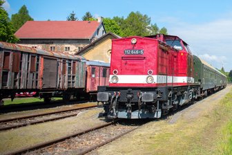 Himmelfahrt-Sonderzug nach Holzhau: Gute Nachricht für Freiberger - An Himmelfahrt fährt ein Sonderzug von Chemnitz über Freiberg bis nach Holzhau und zurück. Es gibt noch freie Plätze.
