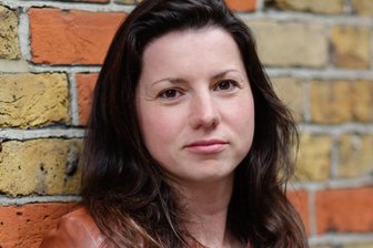Historikerin Katja Hoyer im Interview: „Im Osten hat man eine idealisierte Vorstellung von Demokratie!“ - Katja Hoyer.