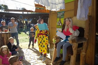 Historisches Dorf ist dicht bevölkert -