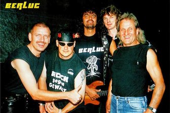 Hits von "Hallo Erde, hier ist Alpha" bis "No bomb": Ost-Kultband Berluc spielt am Samstag in Lichtentanne - Ihr Konzert wird Fans aus der ganzen Region anlocken: Vier Jahrzehnte nach ihrem Nummer-1-Hit der DDR-Jahrescharts 1983 "No bomb" kommt Berluc am Samstagabend nach Lichtentanne.