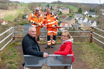 Hoch über der Zschopau in Mittweida: Neue Bänke und ein Blickfang am Lutherweg - 