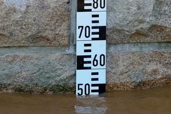 Hochwasser-Wissenschaftler warnen vor Pseudo-Experten - Im Freistaat wurden seit der Flutkatastrophe von 2002 nicht nur Mittel für die Vorsorge bereitgestellt, sondern auch Konzepte für Warnsysteme entwickelt. 
