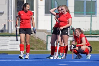 Hockey-Oberliga: Stotterstart für SV Motor Meerane gegen TSV Leuna - Die Spielerinnen des SV Motor Meerane sind mit einer Niederlage in die Saison gestartet.