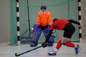 Hockey-Regionalliga: Mit welchen Ambitionen Motor Meerane zum Tabellenzweiten Real von Chamisso aufbricht - Der SV Motor Meerane - hier mit Torwart David Ruß im Bild - will sich in der Defensive stabil präsentieren.