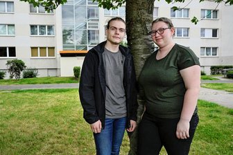 Hohe Nachzahlungen bei Nebenkosten: Was Mieter jetzt prüfen sollten - Konrad Jäkel und Thyra Friedrich aus Dresden sollen eine hohe dreistellige Summe an ihren Vermieter nachzahlen. 