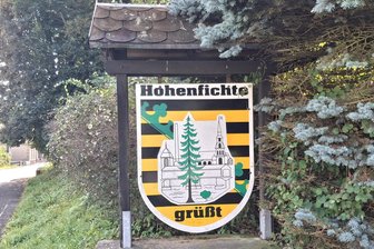 Hohenfichte feiert groß: Sportplatz wird zur Partyzone - Die Mitstreiter des Ortschaftsrats Hohenfichte haben für Samstag einiges auf die Beine gestellt.