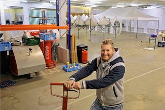 Hohenstein-Ernstthal: Alter Edeka-Markt wird wieder aufgemöbelt - Christian Meisel, Inhaber des Edeka-Marktes am Bahnhof, lässt den alten Edeka-Markt an der Südstraße als Lager umbauen.