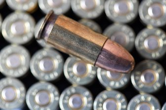 Hohenstein-Ernstthal/Glauchau: Prozess um NVA-Jugendsünde wird eingestellt - Um uralte Munition aus DDR-Beständen ging es im Juli bei einem Verfahren in Hohenstein-Ernstthal.