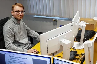 Hohenstein-Ernstthal: Moderne Detektivarbeit bietet der Cyberkriminalität Paroli - Leon Maskow aus Hohenstein-Ernstthal studiert Allgemeine und Digitale Forensik in Mittweida. Als Werkstudent lernt er bei der Firma Procurax die praktische Seite dieser besonderen Detektivarbeit kennen.