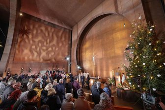Hohenstein-Ernstthal: So viele Zuschauer hatte der ZDF-Fernsehgottesdienst - Der katholische Gottesdienst aus St. Pius X. wurde am Sonntag bundesweit übertragen und erreichte Hunderttausende Menschen.